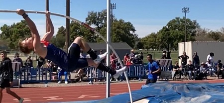 SRJC Men's Track Sends Large Contingent to State Championships